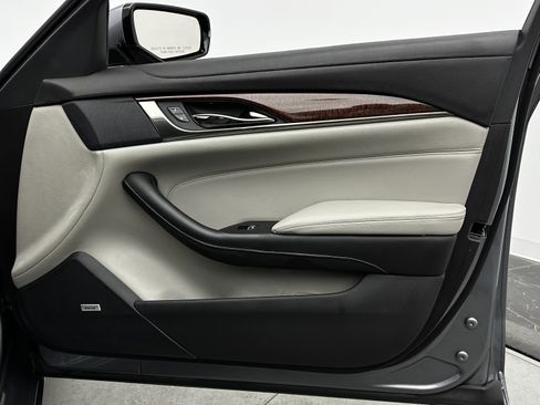 Used 2019 Cadillac CTS RWD image 29