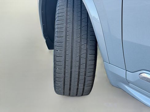 Used 2024 Volvo XC90 B6 Plus AWD/4WD image 41