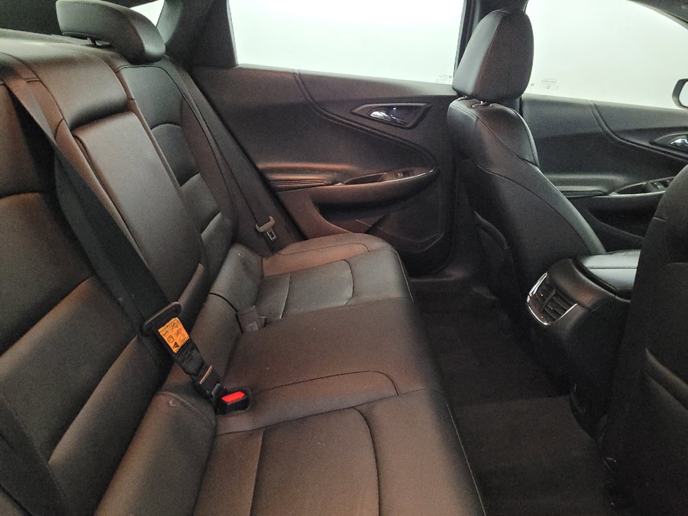 Used 2016 Chevrolet Malibu LT w/ Leather Package FWD image 19