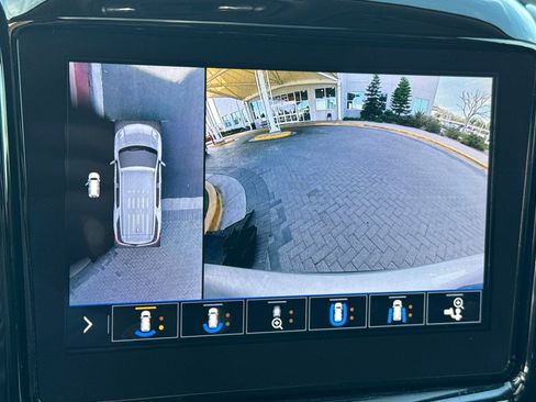 Used 2020 Chevrolet Traverse Premier w/ Redline Edition image 26