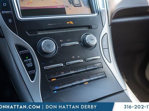 Used 2019 Lincoln Nautilus Black Label AWD/4WD image 11