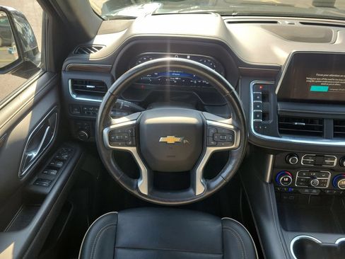 Used 2023 Chevrolet Suburban Premier AWD/4WD image 14