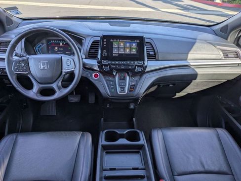 Certified 2023 Honda Odyssey Sport image 12