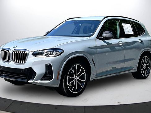 Used 2022 BMW X3 xDrive30i w/ M Sport Package 2 AWD/4WD image 4