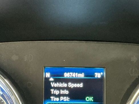 Used 2013 Chrysler 300 C Luxury Series w/ Light Group AWD/4WD image 33