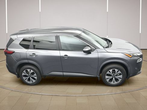 Certified 2023 Nissan Rogue SV AWD/4WD image 33