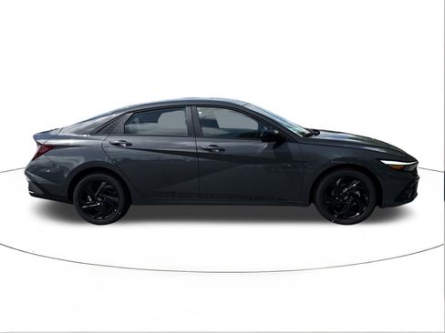 New 2026 Hyundai Elantra Sport FWD image 2