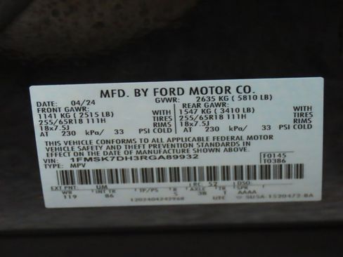 Used 2024 Ford Explorer XLT image 34
