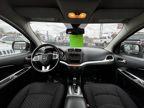 Used 2012 Dodge Journey American Value Package w/ Flexible Seating Group image 9