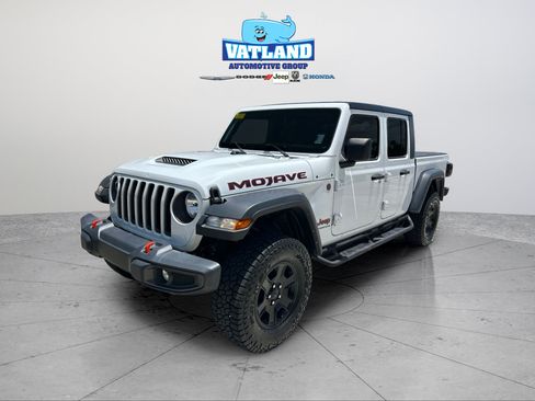 Used 2023 Jeep Gladiator Mojave AWD/4WD image 1
