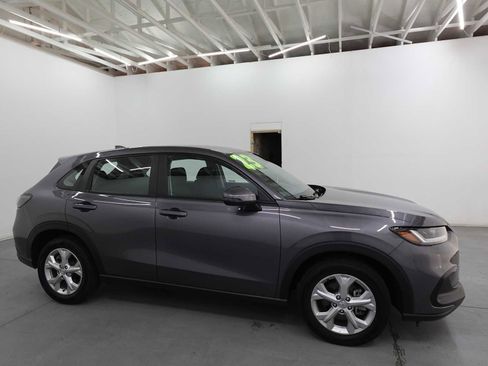 Certified 2023 Honda HR-V LX image 4