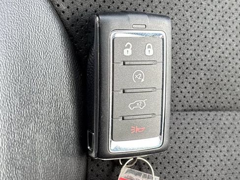 Used 2025 Jeep Grand Cherokee L Laredo RWD image 35