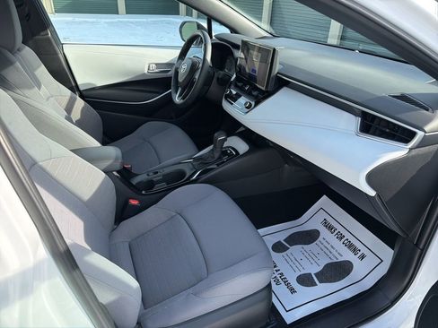 Certified 2024 Toyota Corolla SE image 18