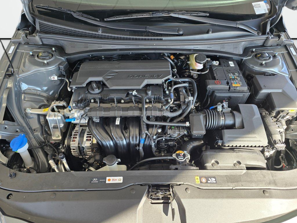New 2026 Hyundai Elantra Limited FWD image 13