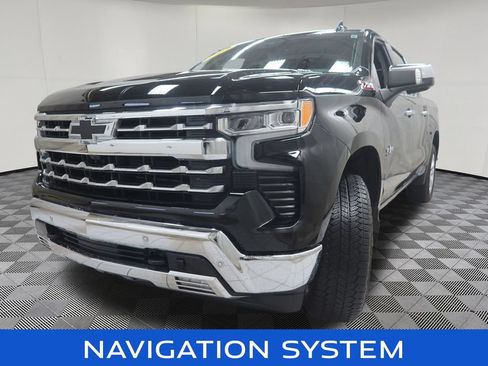 Used 2025 Chevrolet Silverado 1500 LTZ w/ LTZ Premium Texas Edition AWD/4WD image 5