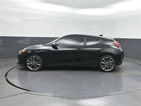 Used 2019 Hyundai Veloster 2.0 Premium FWD image 3