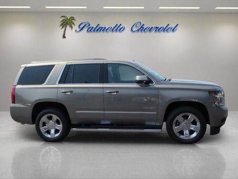 Used 2018 Chevrolet Tahoe LT w/ LT Signature Package AWD/4WD image 2