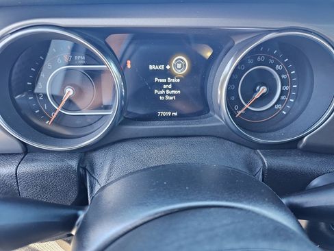 Used 2019 Jeep Wrangler Sport S image 10