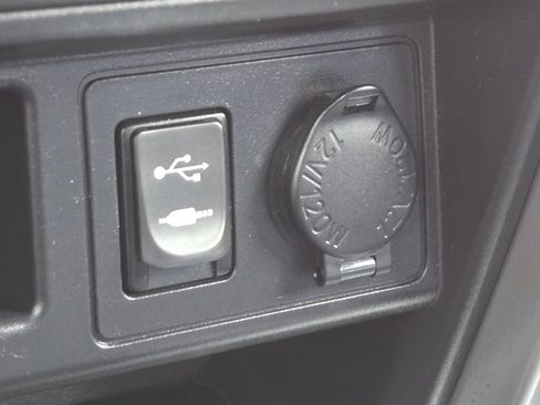 Used 2014 Toyota 4Runner SR5 Premium AWD/4WD image 6