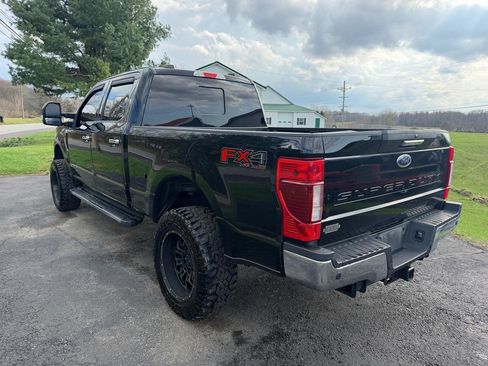 Used 2021 Ford F250 XLT w/ XLT Premium Package image 7