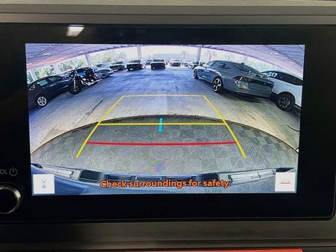 Used 2025 Toyota Tacoma SR5 AWD/4WD image 22