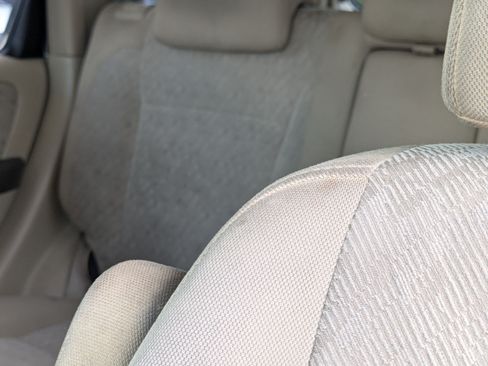 Used 2006 Honda CR-V LX image 33