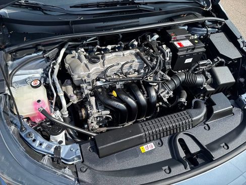Used 2020 Toyota Corolla LE FWD image 43