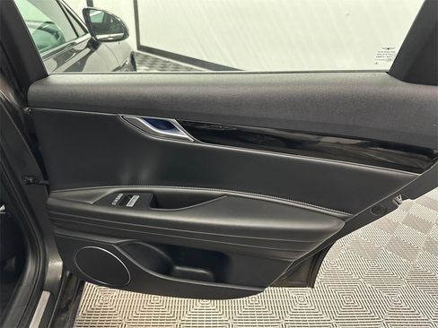 Used 2023 Genesis G80 2.5T image 18