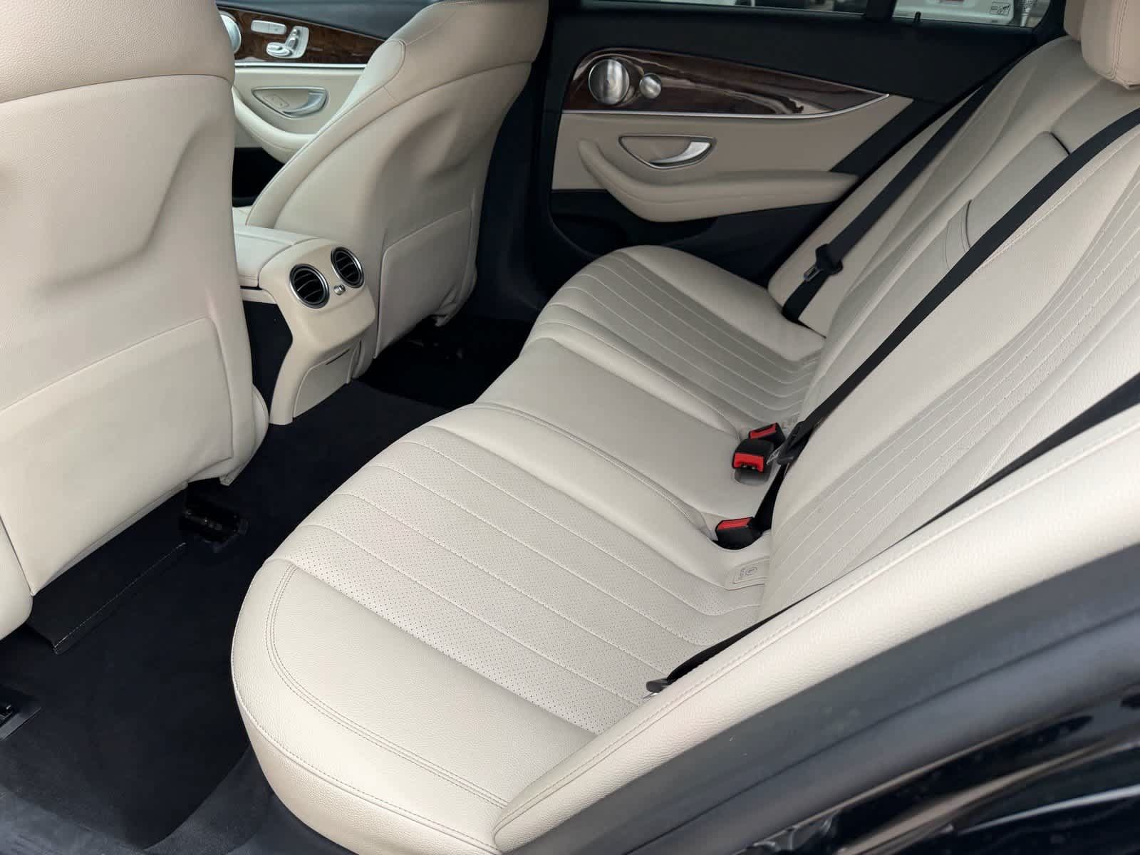 Used 2017 Mercedes-Benz E 300 image 18