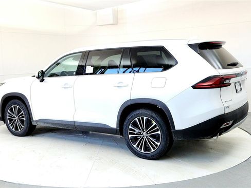 New 2026 Toyota Grand Highlander AWD Hybrid image 4