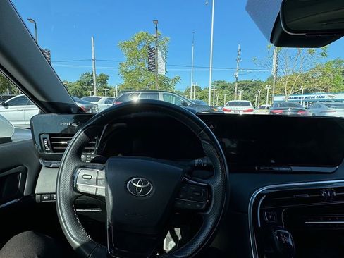 Used 2023 Toyota Mirai XLE w/ Advanced Technology Package image 10