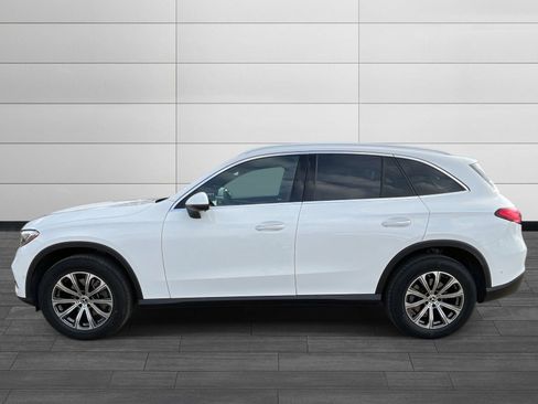 Used 2025 Mercedes-Benz GLC 300 4MATIC image 5