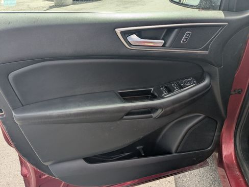 Used 2016 Ford Edge SEL w/ Equipment Group 201A FWD image 15