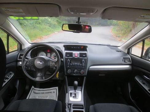 Used 2013 Subaru Impreza 2.0i Premium w/ All-Weather Pkg image 8