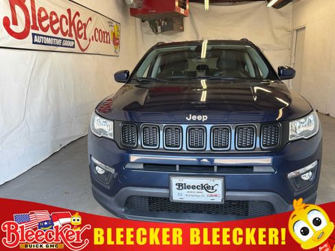Used 2018 Jeep Compass Latitude w/ Safe & Security Group AWD/4WD image 1