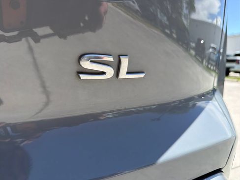 Certified 2024 Nissan Pathfinder SL FWD image 10