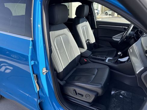 Used 2023 Audi Q3 2.0T Premium image 14