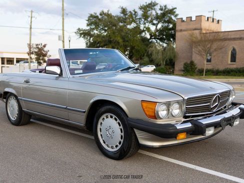 Used 1987 Mercedes-Benz 560 SL image 12