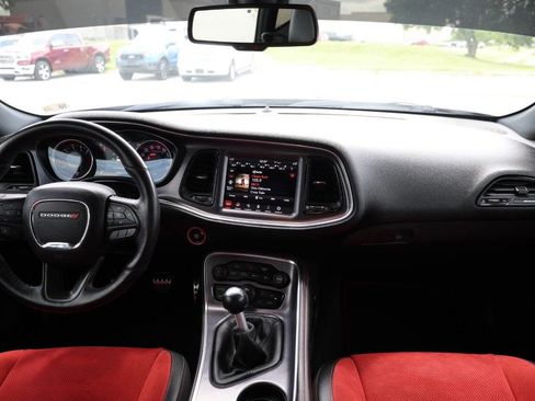 Used 2018 Dodge Challenger R/T Scat Pack image 14