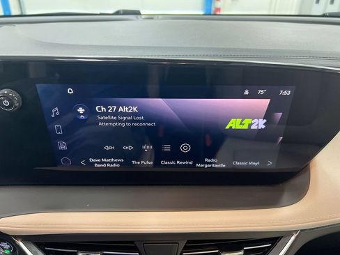 Used 2024 Buick Encore GX Avenir w/ Avenir Convenience Package AWD/4WD image 14