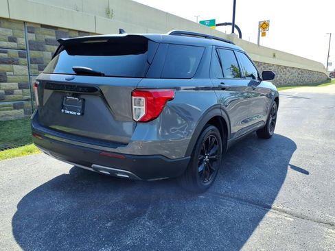 Used 2021 Ford Explorer XLT w/ Equipment Group 202A AWD/4WD image 10