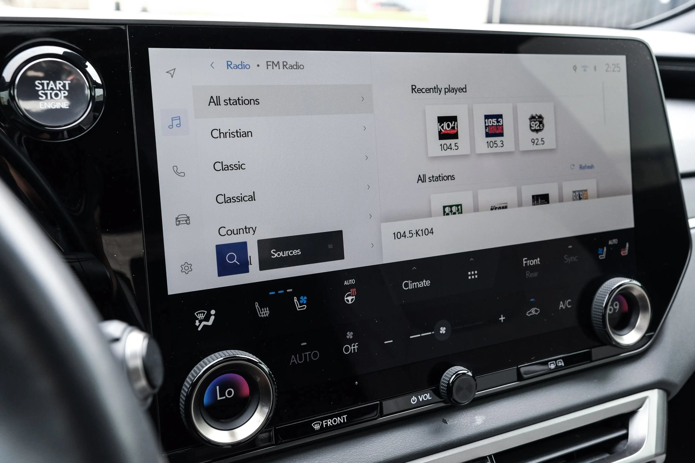 Used 2023 Lexus RX 350 Premium w/ Accessory Package FWD image 38