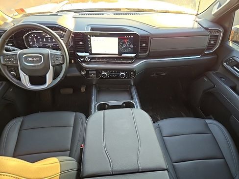 Used 2024 GMC Sierra 2500 SLT w/ SLT Premium Package image 13