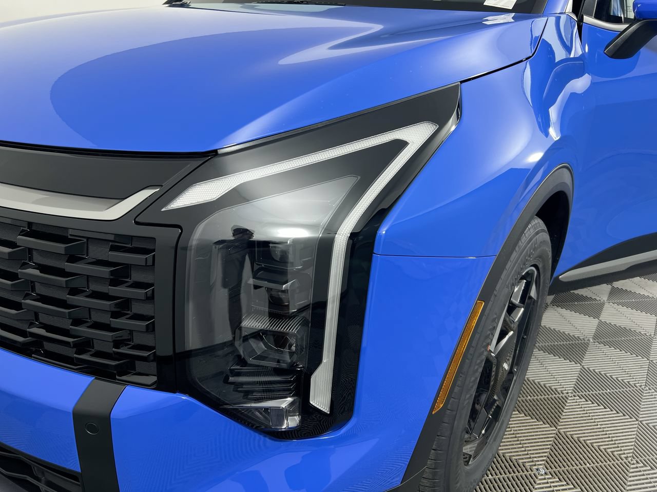 New 2026 Kia Sportage SX FWD image 11