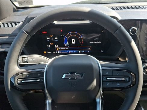 New 2026 Chevrolet Colorado Trail Boss w/ Midnight Edition AWD/4WD image 17
