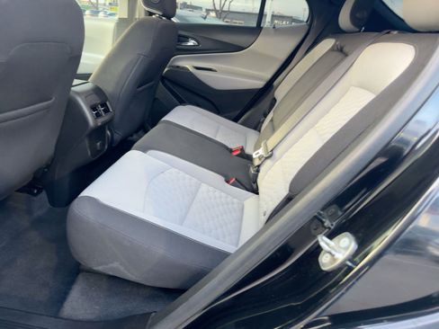 Used 2018 Chevrolet Equinox LS image 29