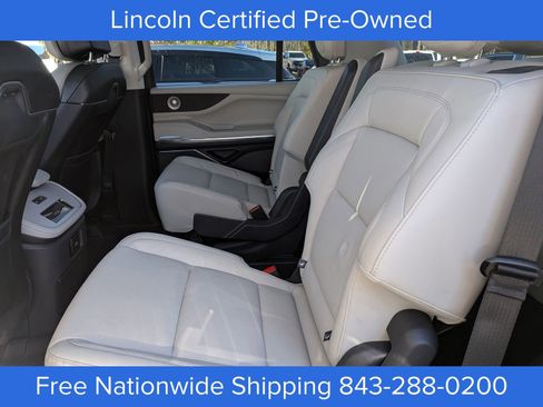Certified 2025 Lincoln Navigator Reserve image 16