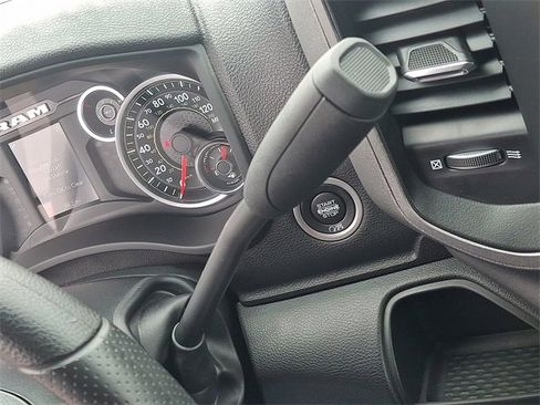 Used 2023 RAM 3500 Tradesman w/ Chrome Appearance Group image 14