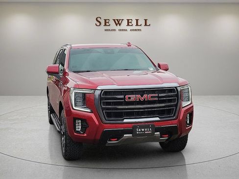 Used 2023 GMC Yukon AT4 AWD/4WD image 7