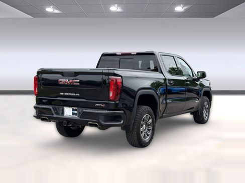 Used 2021 GMC Sierra 1500 AT4 w/ AT4 Value Package AWD/4WD image 9